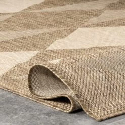 NuLOOM Mickey Geometric Indoor And Outdoor Patio Area Rug -Art Wall Deals Store GUEST f8f50d38 3a8a 45e0 9bfe 6c1fc3741c78